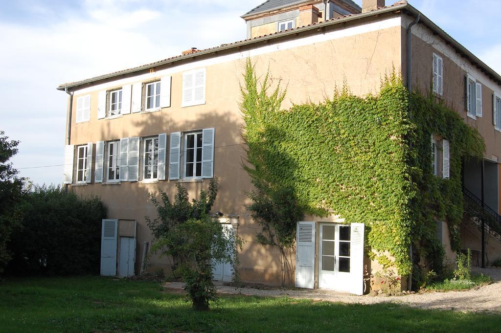 Le Montellier Bed & Breakfast Blace Bagian luar foto